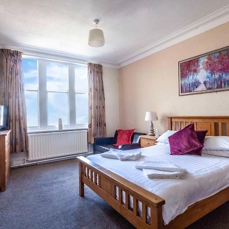 Hotel The Royal Bar & Shaker Morecambe Exterior foto